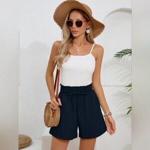 Chiclily High Waist Paperbag Shorts with Drawstring - size Large -NWT